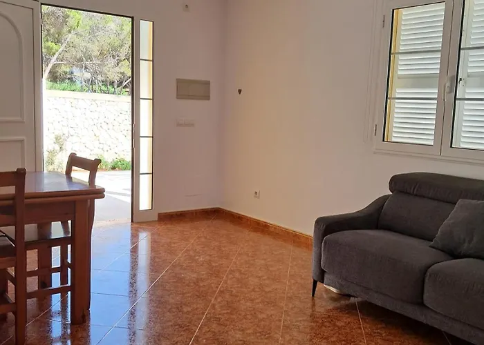 Con Piscina Privada Cerca De La Playa Cala Blanca (Menorca)