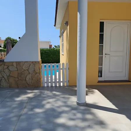 Con Piscina Privada Cerca De La Playa Villa