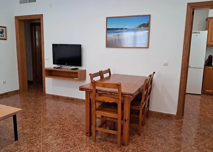 Villa Con Piscina Privada Cerca De La Playa Cala Blanca (Menorca)